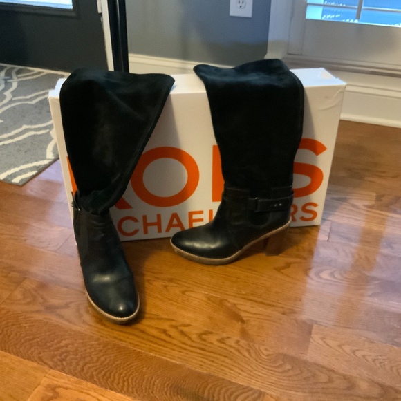 Ladies boots - Picture 1 of 1